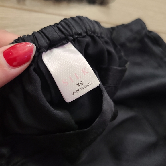 Silk Set - Picture 5 of 7